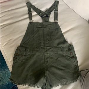 REWASH olive green shorts overalls size L